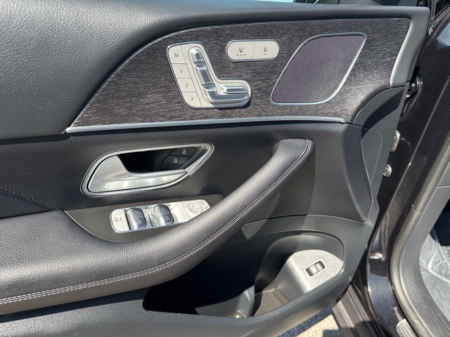 Used 2025 Mercedes-Benz GLE 350 4MATIC image 23