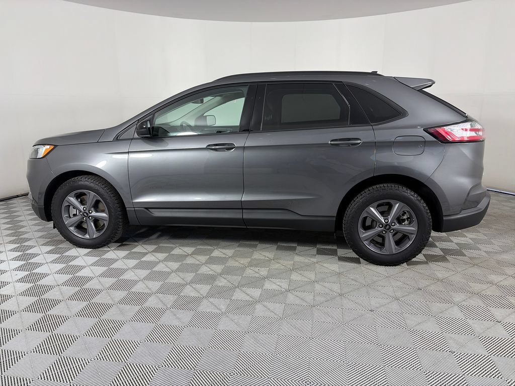 Certified 2023 Ford Edge SEL w/ Sport Appearance Package AWD/4WD image 4