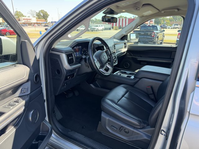 Certified 2024 Ford Expedition Max XLT RWD image 8