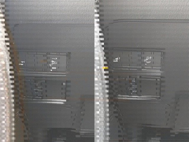 Used 2022 Nissan Armada SV w/ SV Appearance Package image 20