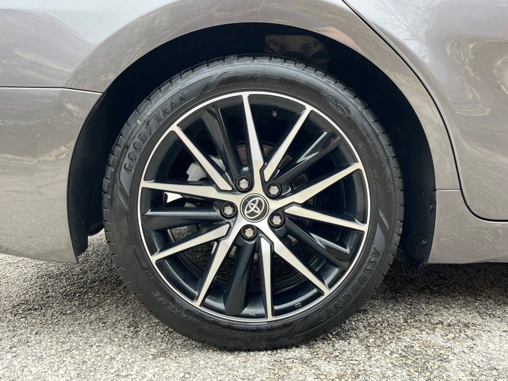 Used 2023 Toyota Camry SE w/ Convenience Package image 22