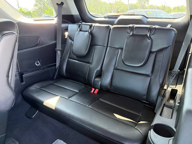 Certified 2023 Ford Explorer XLT w/ Equipment Group 202A AWD/4WD image 11