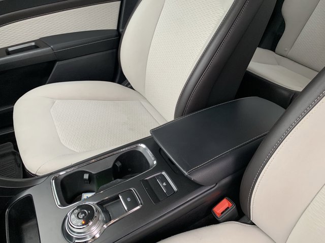 Certified 2019 Ford Fusion SE w/ Equipment Group 151A image 18