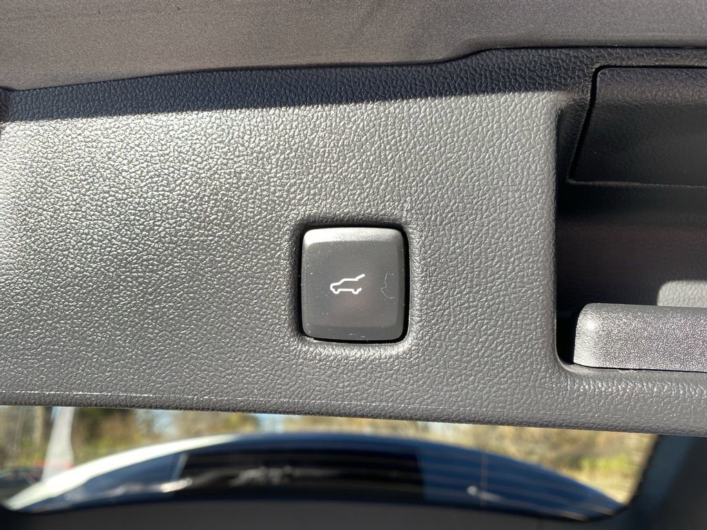 Certified 2023 Ford Escape Platinum image 18