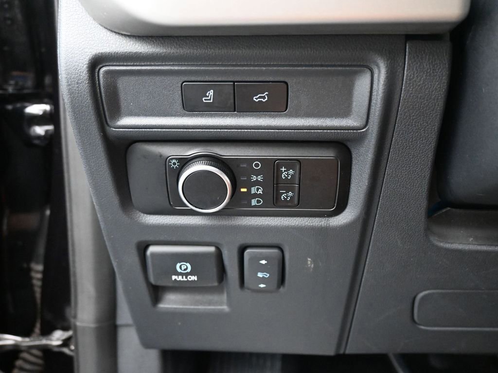 Certified 2024 Ford Expedition Max XLT image 42