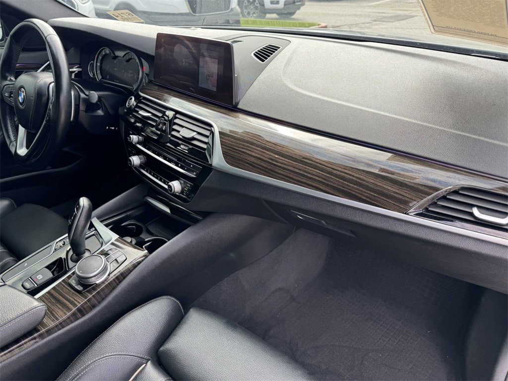 Used 2019 BMW 540i 540i w/ Convenience Package image 5