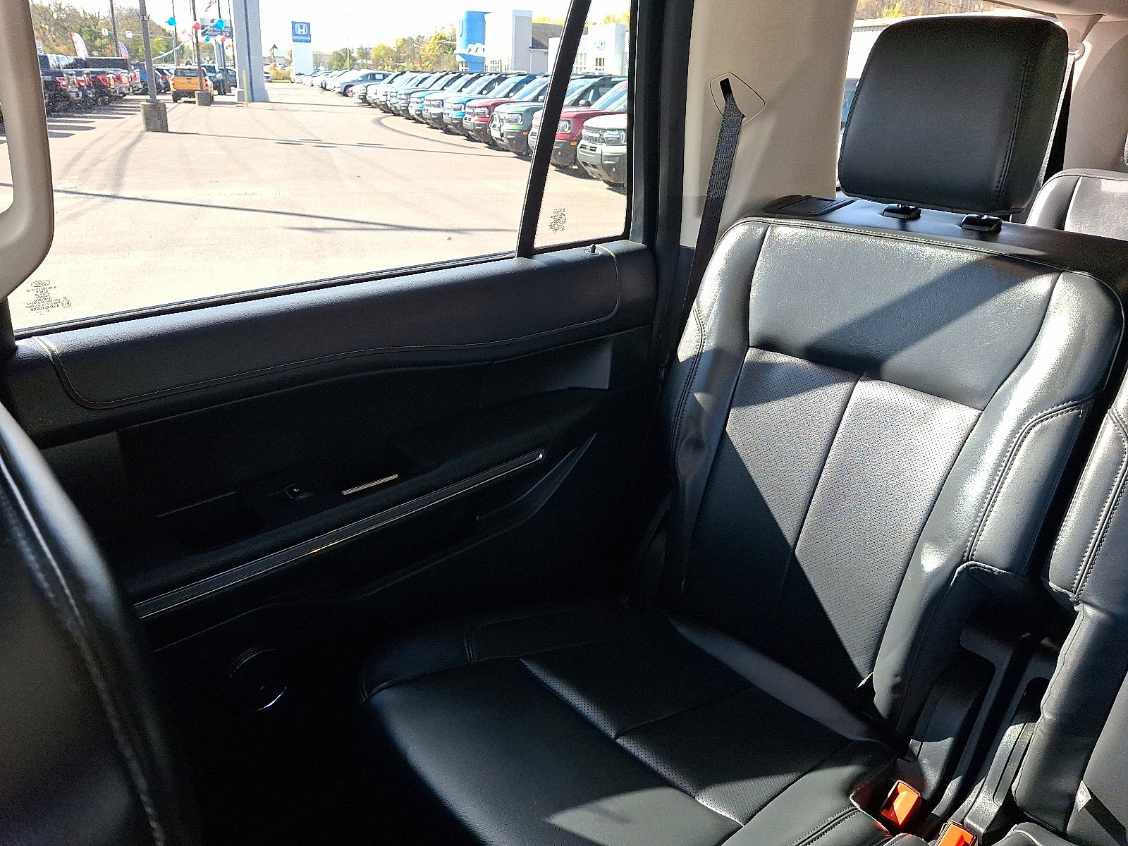 Certified 2024 Ford Expedition Max XLT image 18