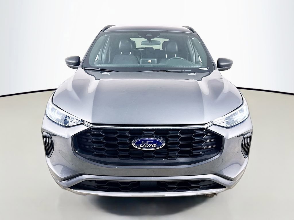 Certified 2024 Ford Escape ST-Line w/ Cold Weather Package image 5