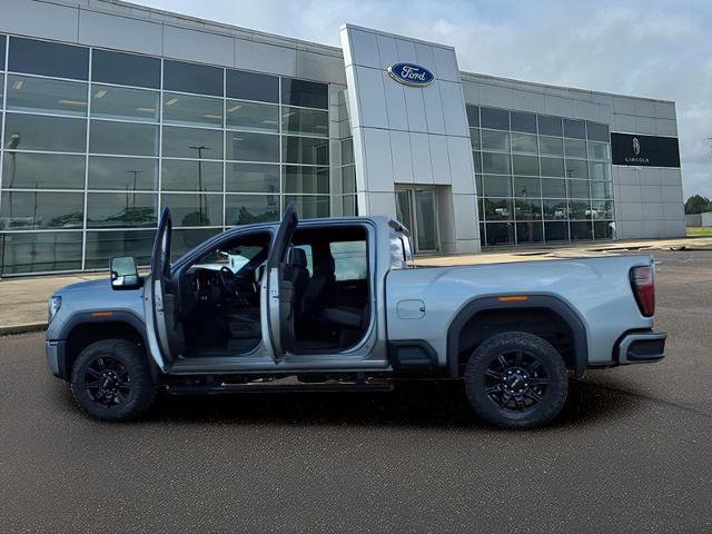 Used 2024 GMC Sierra 2500 AT4 w/ Technology Package image 10