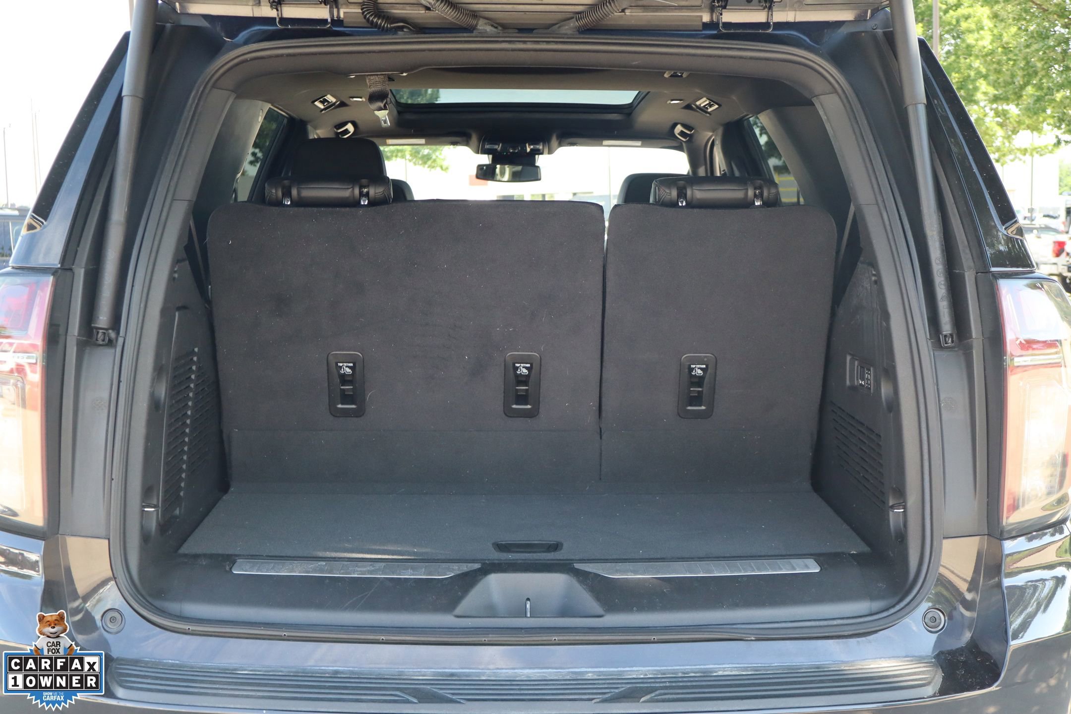 Used 2024 Chevrolet Tahoe RST w/ Luxury Package RWD image 28