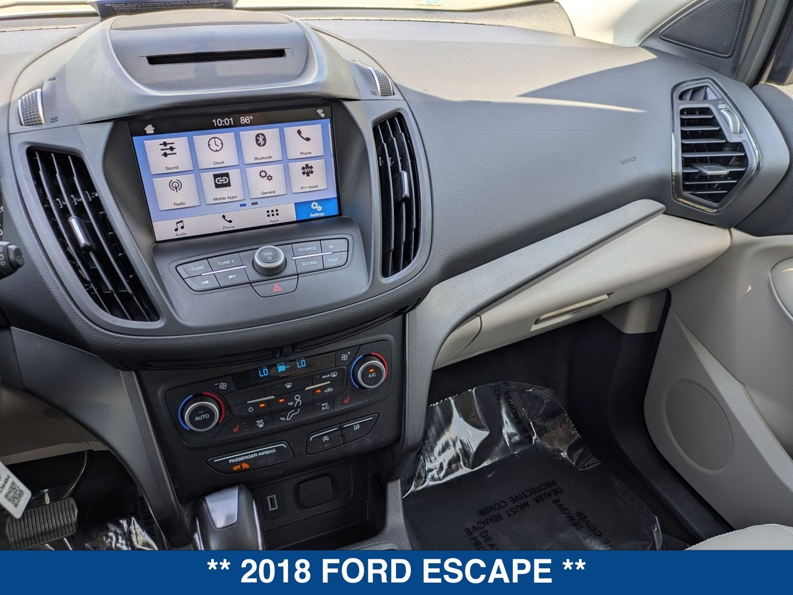 Certified 2018 Ford Escape SEL FWD image 29