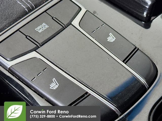 Used 2017 Kia Cadenza Premium w/ Luxury Package image 20