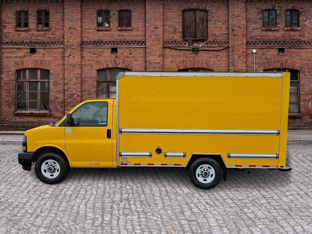 Used 2021 GMC Savana 3500 w/ Power Convenience Package RWD image 7