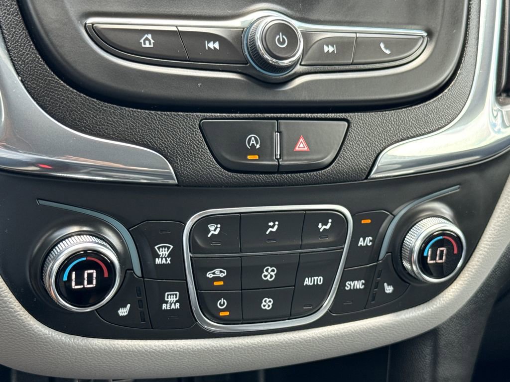 Used 2023 Chevrolet Equinox LT FWD image 21