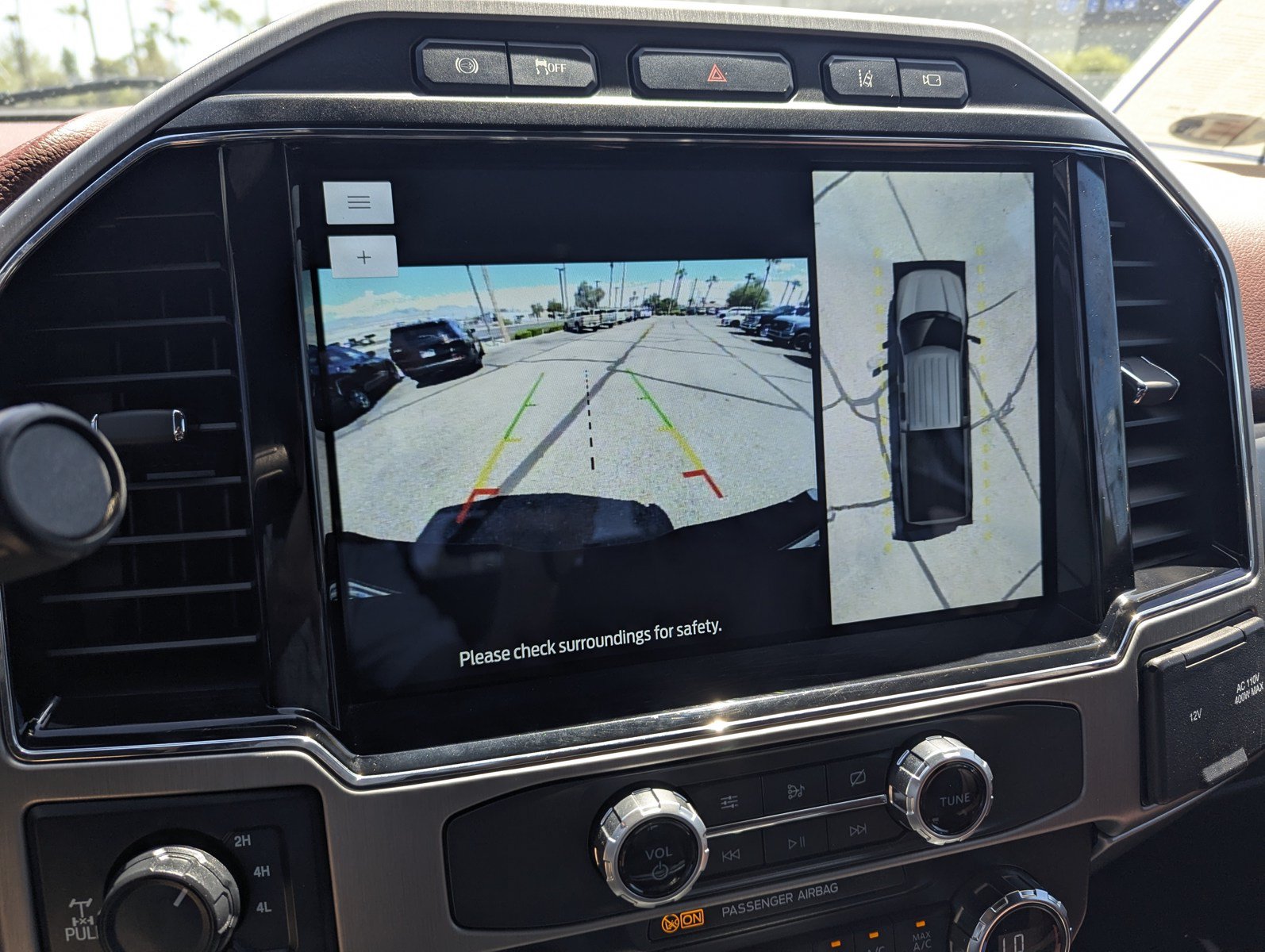 Certified 2022 Ford F350 Platinum AWD/4WD image 15