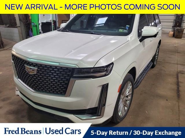 Used 2023 Cadillac Escalade Premium Luxury image 2