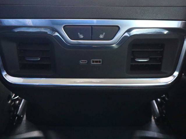 Used 2024 Chevrolet Silverado 2500 LTZ w/ LTZ Plus Package image 31