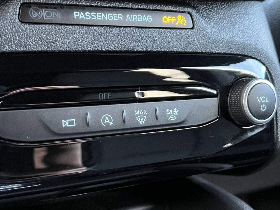 Certified 2023 Ford Escape ST-Line Select w/ Tech Pack #2 image 27