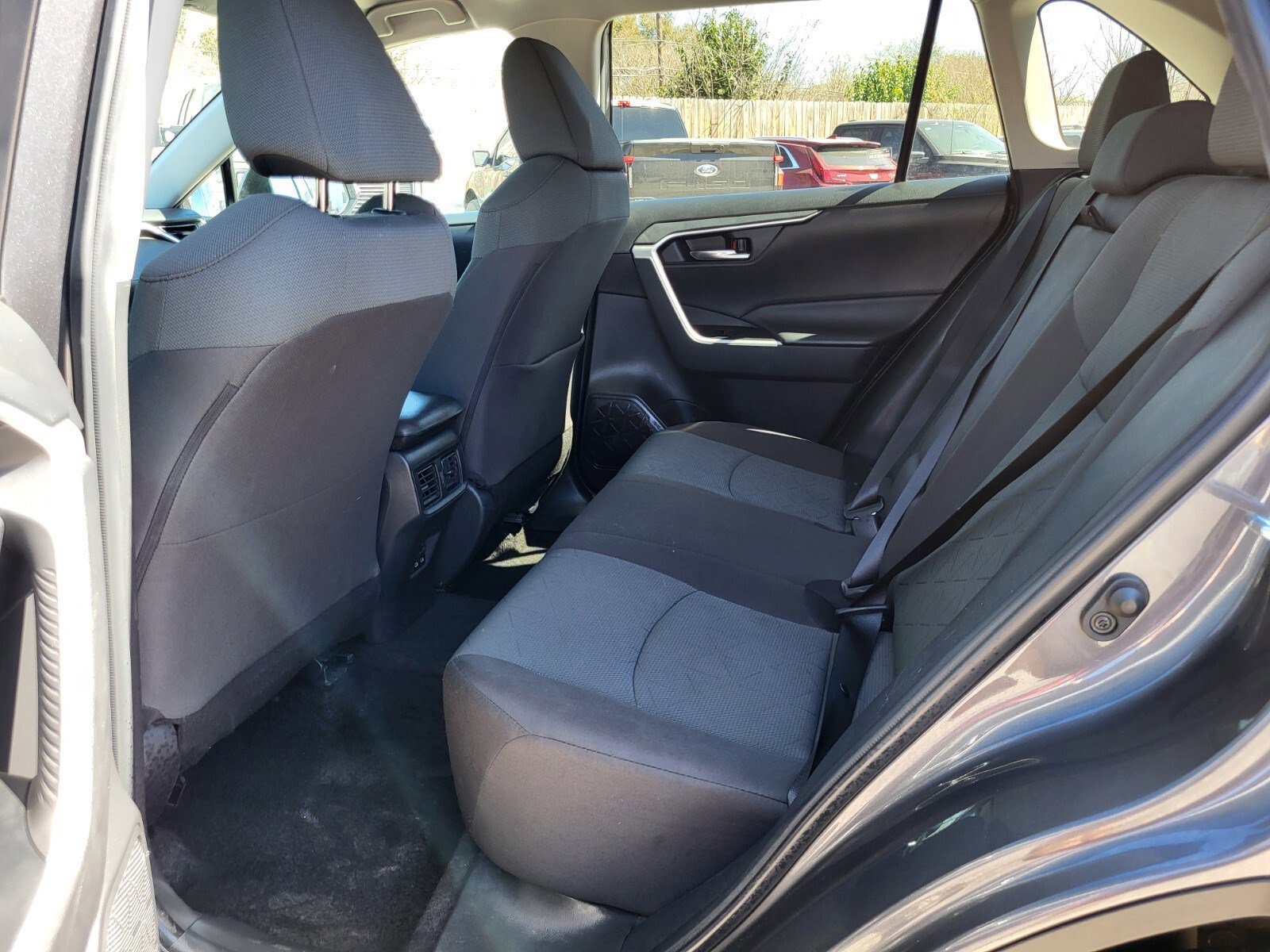 Used 2024 Toyota RAV4 XLE image 17