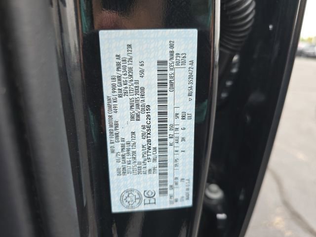 Certified 2025 Ford F250 Platinum image 28