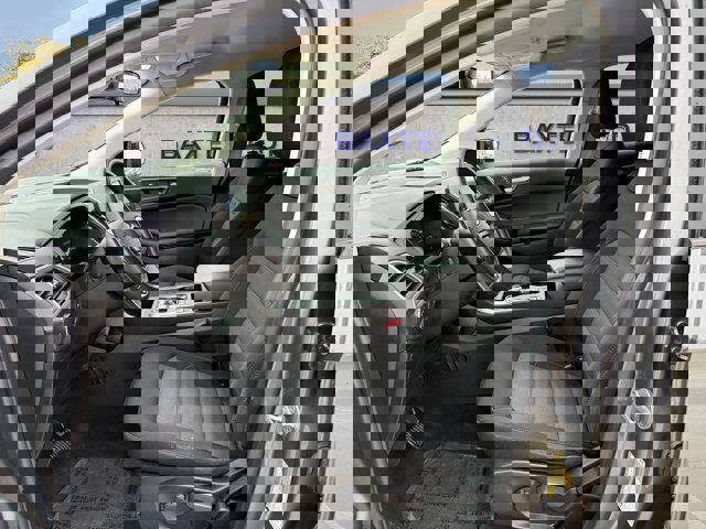 Certified 2022 Ford Edge SE w/ Black Appearance Package image 2