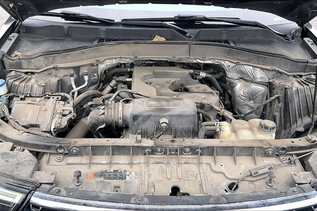 Certified 2020 Ford Explorer XLT w/ Equipment Group 202A AWD/4WD image 9