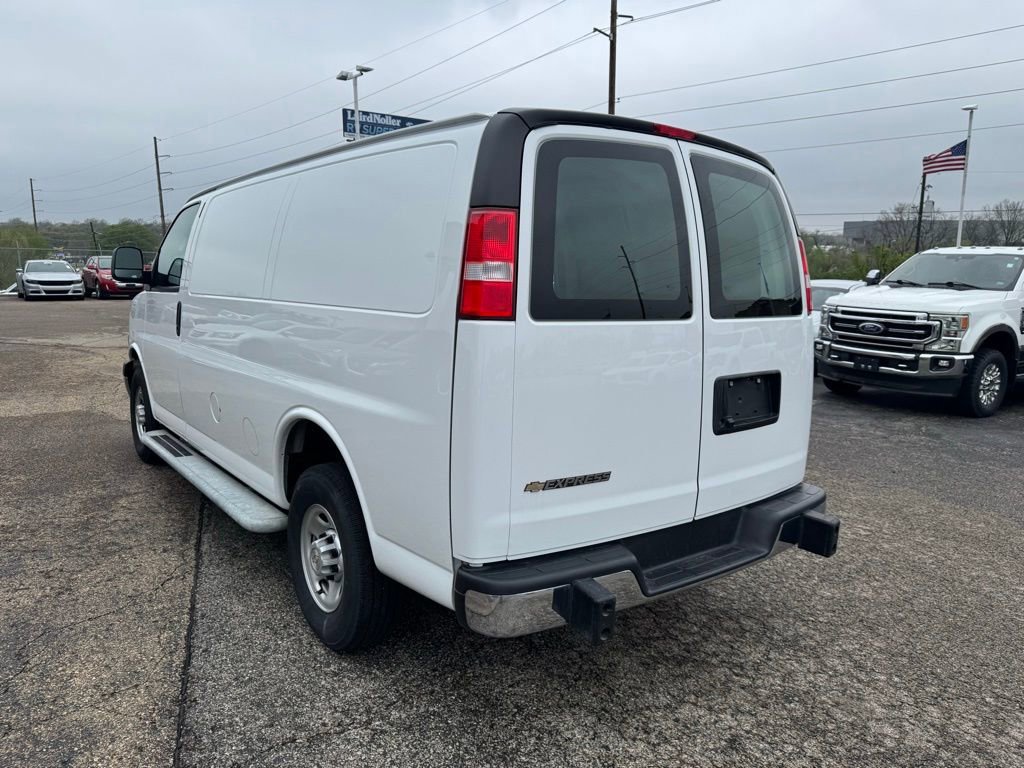 Used 2024 Chevrolet Express 2500 w/ Driver Convenience Package image 2