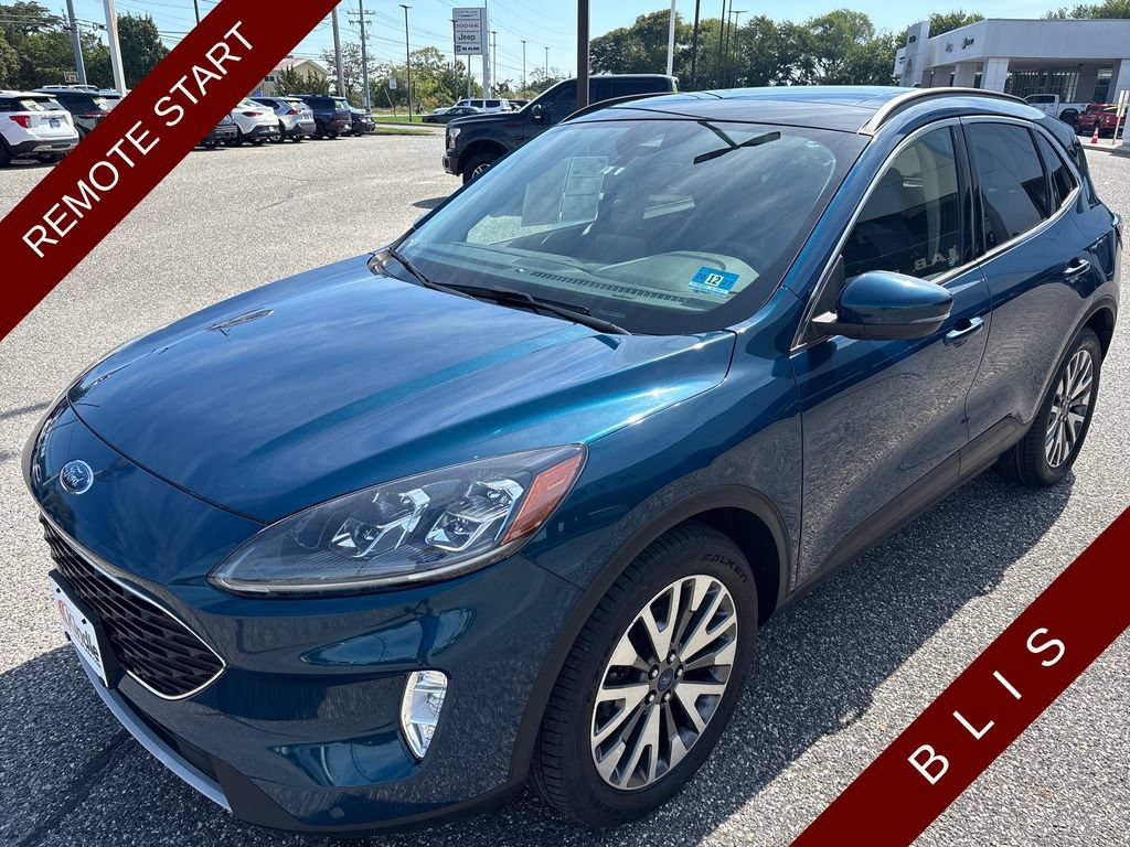 Certified 2020 Ford Escape Titanium AWD/4WD image 4
