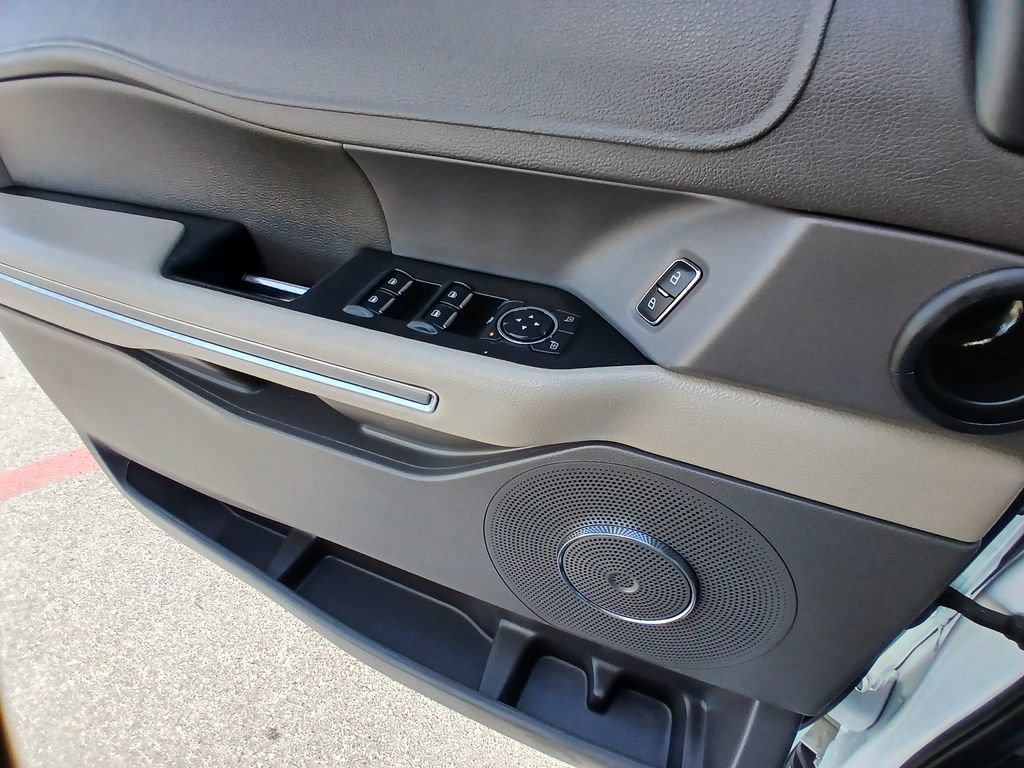 Certified 2021 Ford Expedition XLT RWD image 10