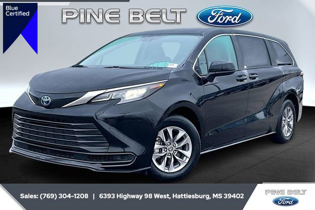 Used 2024 Toyota Sienna LE