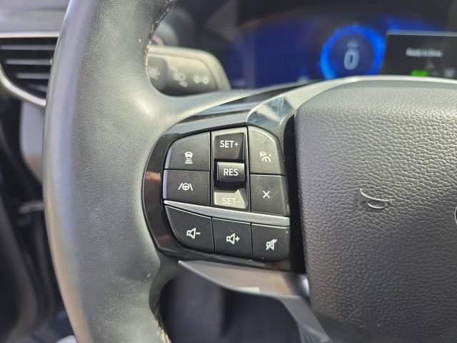 Certified 2023 Ford Explorer Platinum w/ Technology Package AWD/4WD image 19