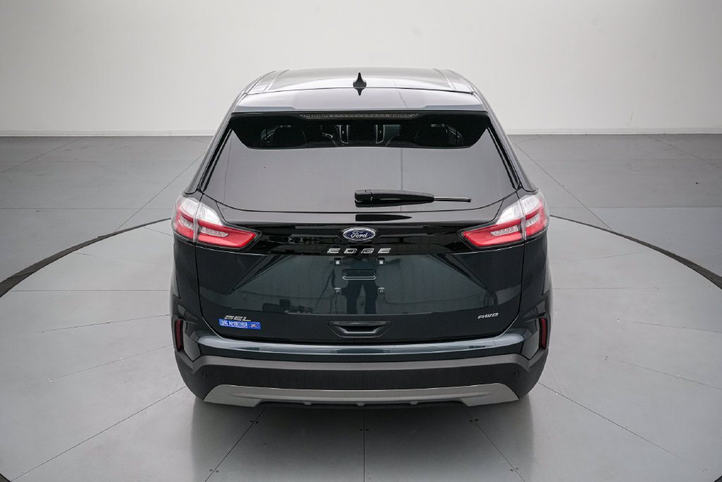 Certified 2024 Ford Edge SEL w/ Convenience Package AWD/4WD image 5