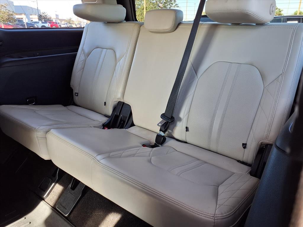Certified 2020 Ford Expedition Platinum image 27