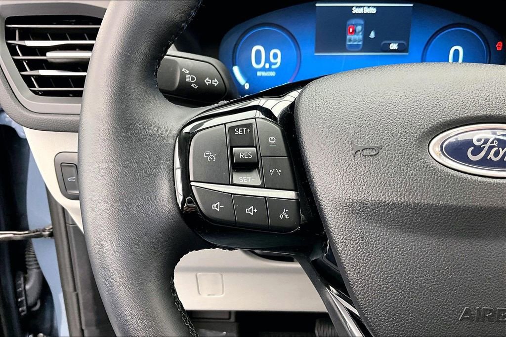 Certified 2025 Ford Escape Active w/ Active Premium Tech Pack FWD image 18