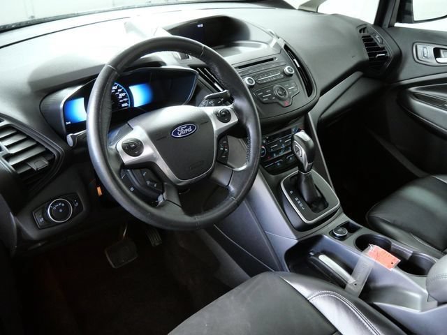 Certified 2017 Ford C-MAX SE w/ Equipment Group 202A FWD image 3
