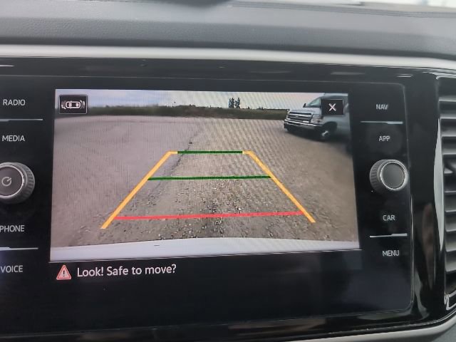 Used 2021 Volkswagen Atlas Cross Sport SEL R-Line image 13