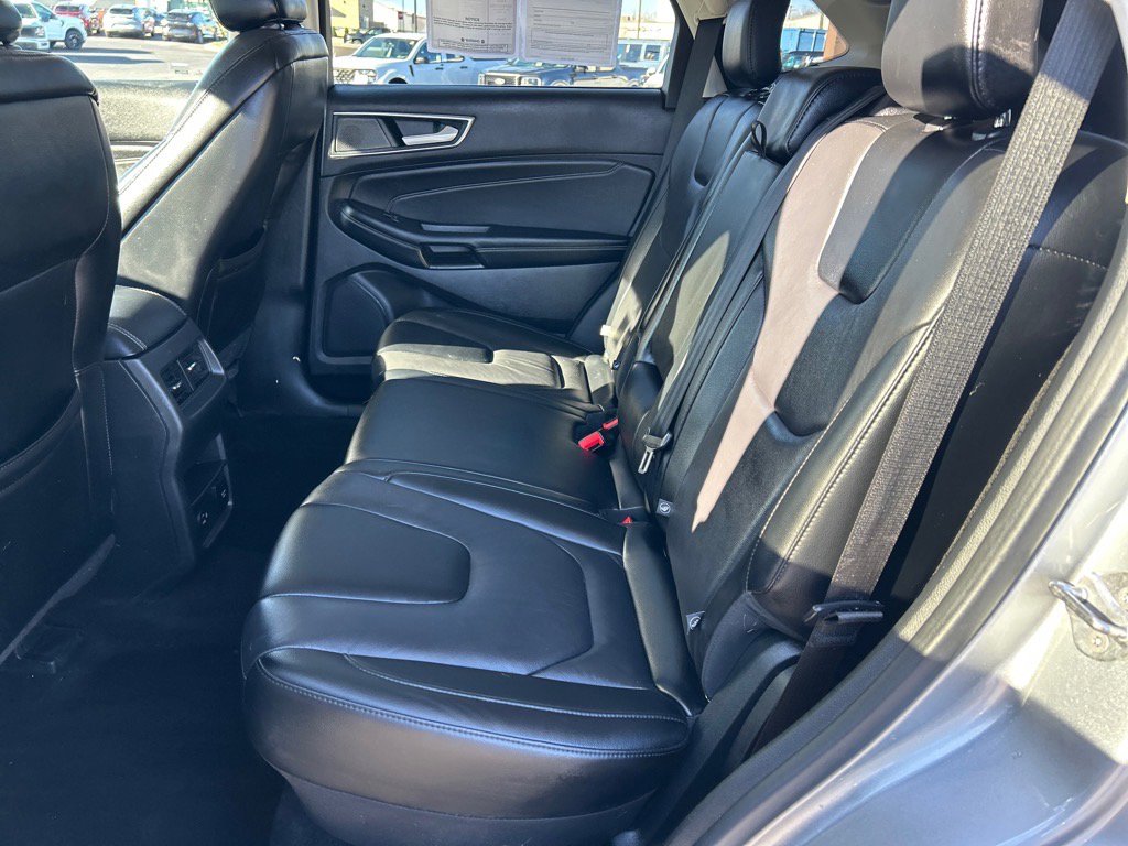 Certified 2022 Ford Edge Titanium image 8