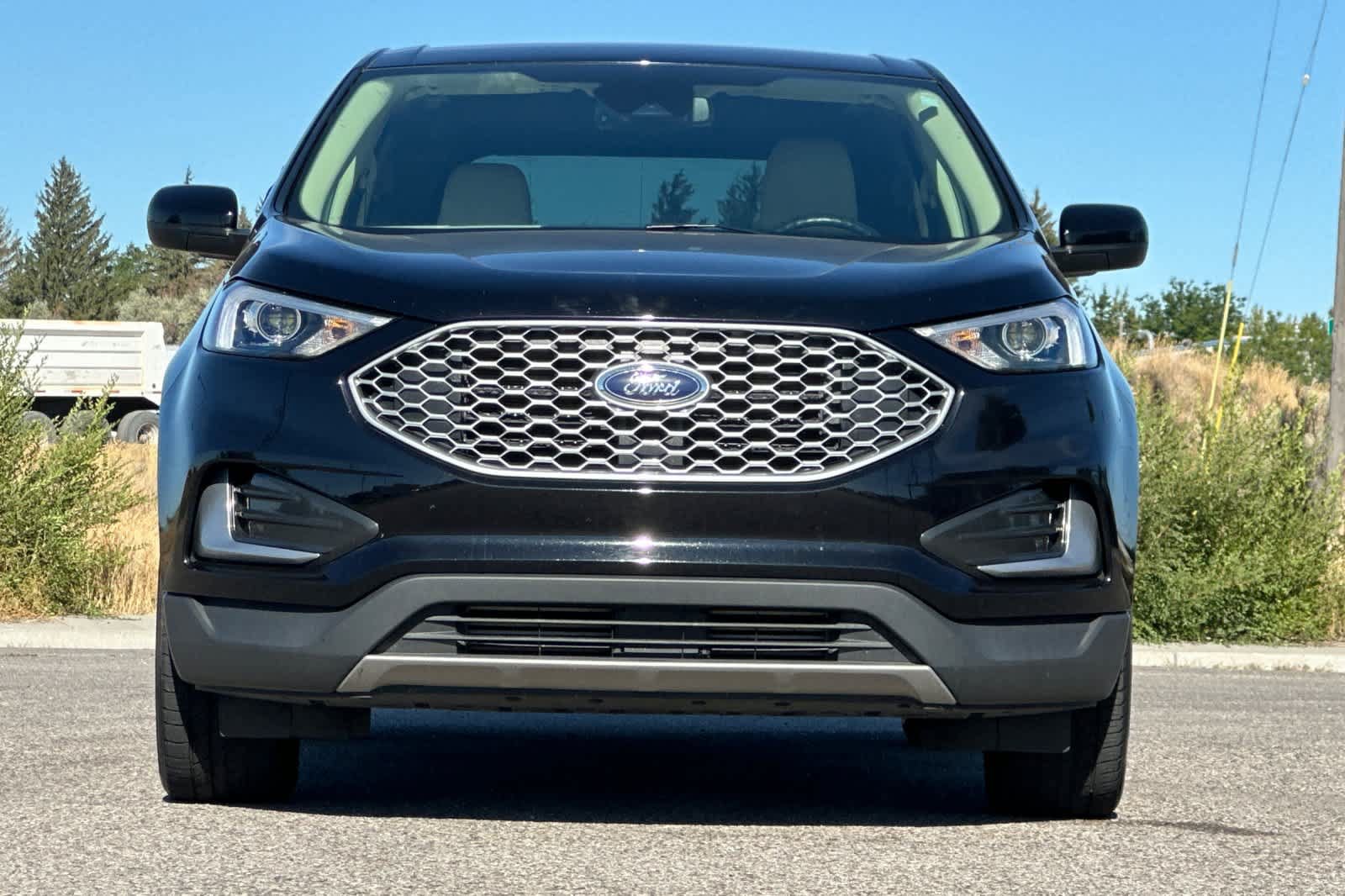 Certified 2024 Ford Edge SEL AWD/4WD image 10