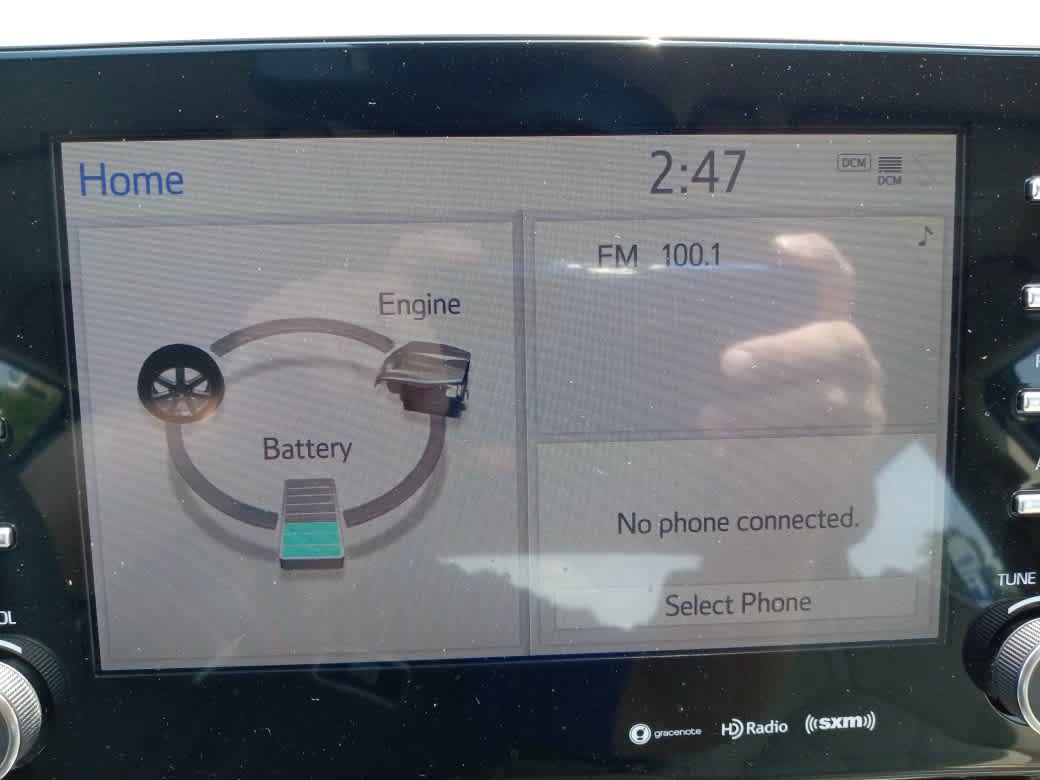 Used 2021 Toyota Avalon XLE FWD image 19