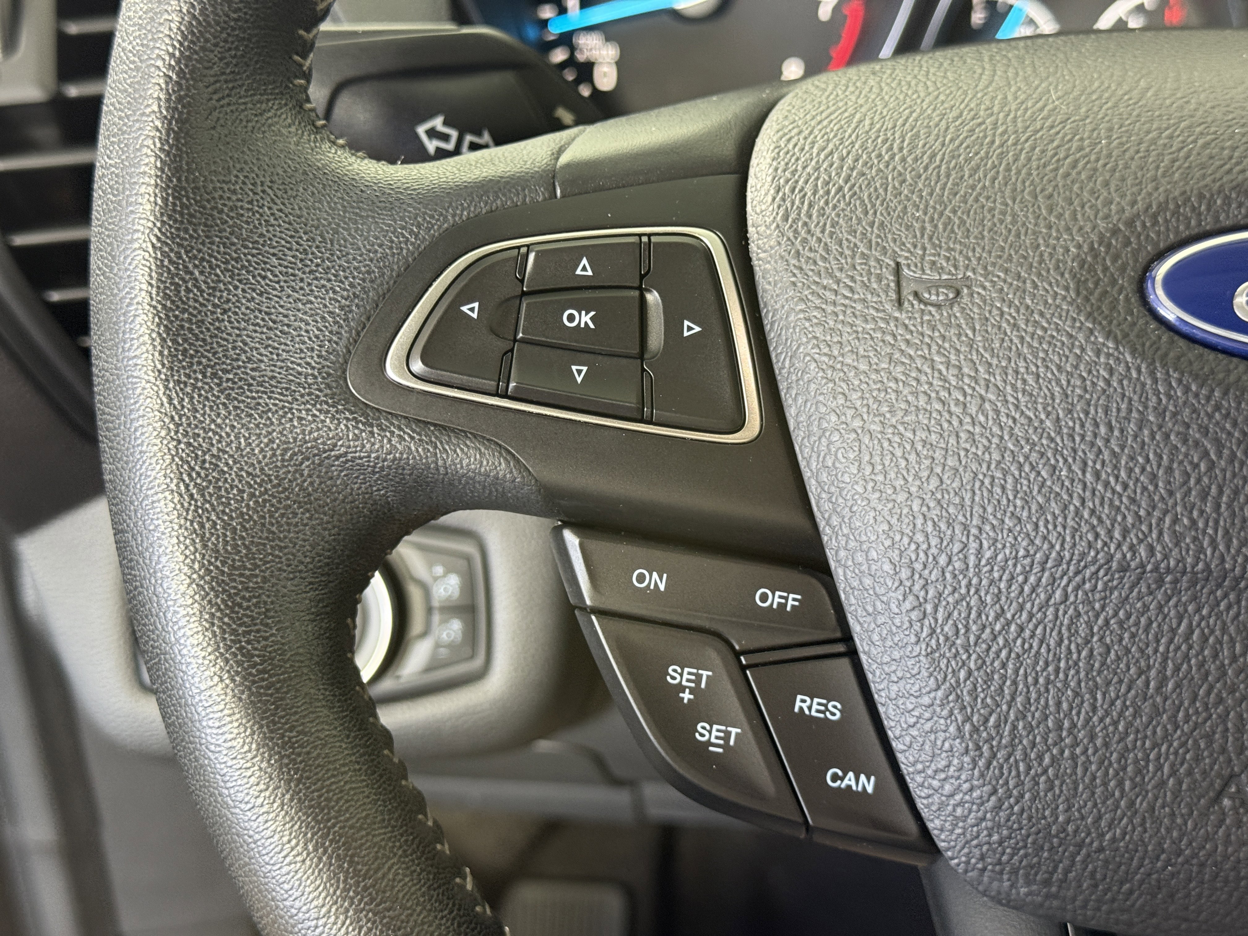 Certified 2019 Ford Escape SE FWD image 24