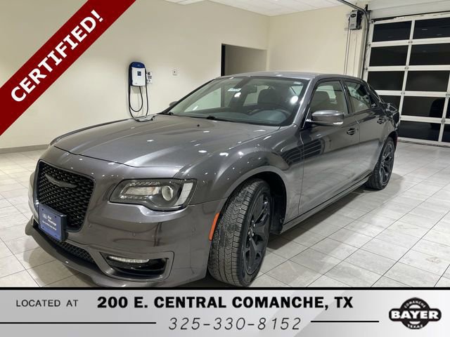 Used 2022 Chrysler 300 Touring L image 7