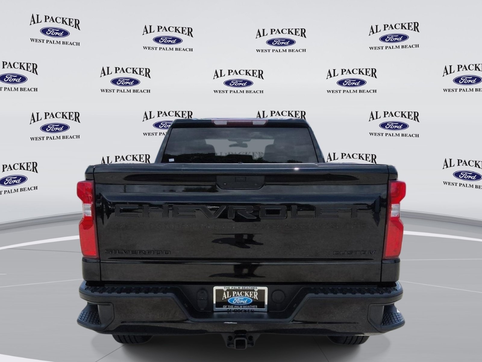Used 2021 Chevrolet Silverado 1500 Custom w/ LPO, Dark Essentials Package RWD image 4