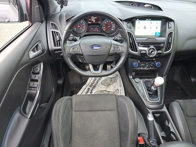 Certified 2017 Ford Focus RS image 25