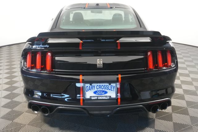 Certified 2020 Ford Mustang Shelby GT350 w/ Technology Package RWD image 4
