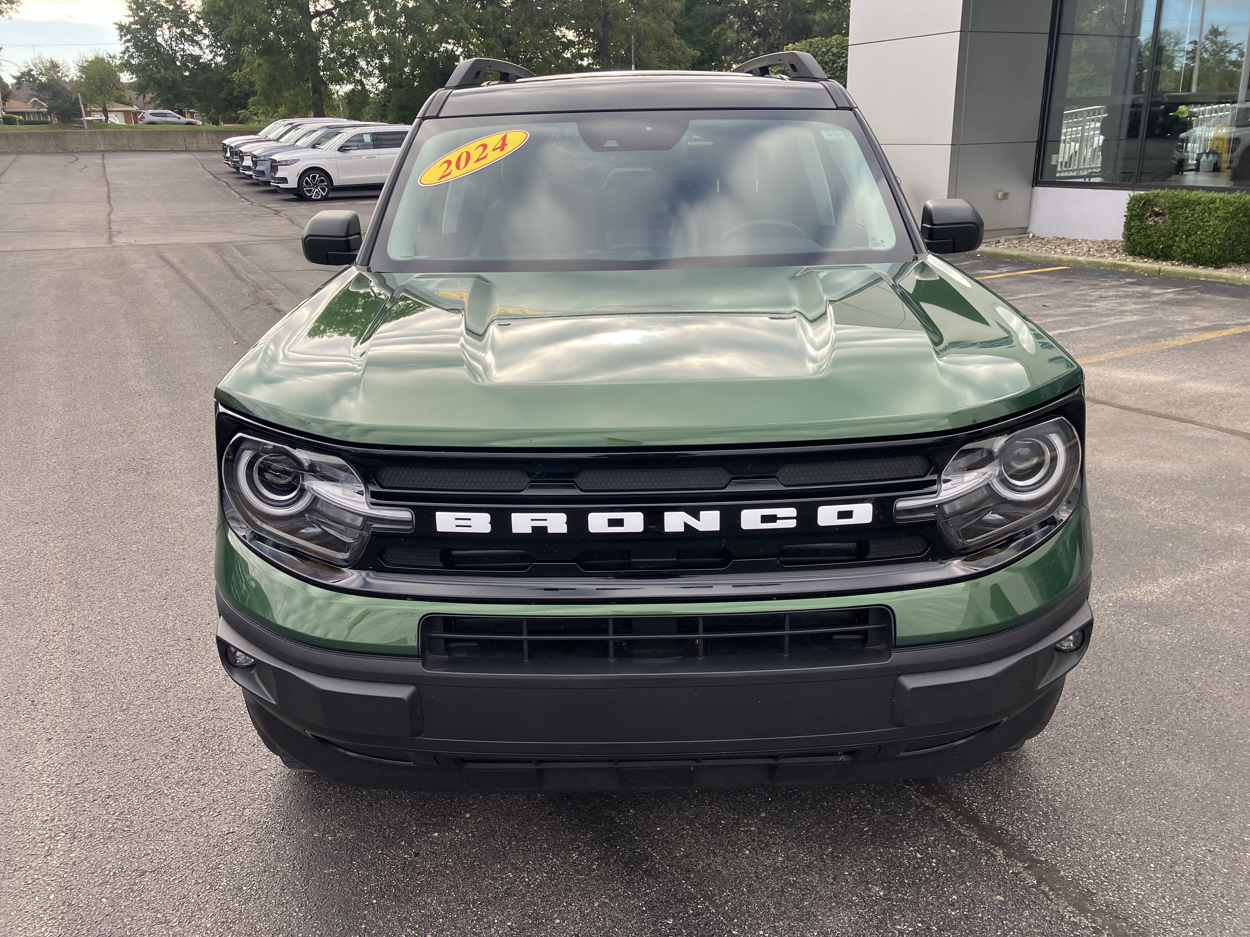 Certified 2024 Ford Bronco Sport Outer Banks w/ Tech Package AWD/4WD image 2
