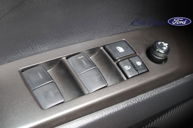Used 2023 Toyota Camry SE FWD image 21
