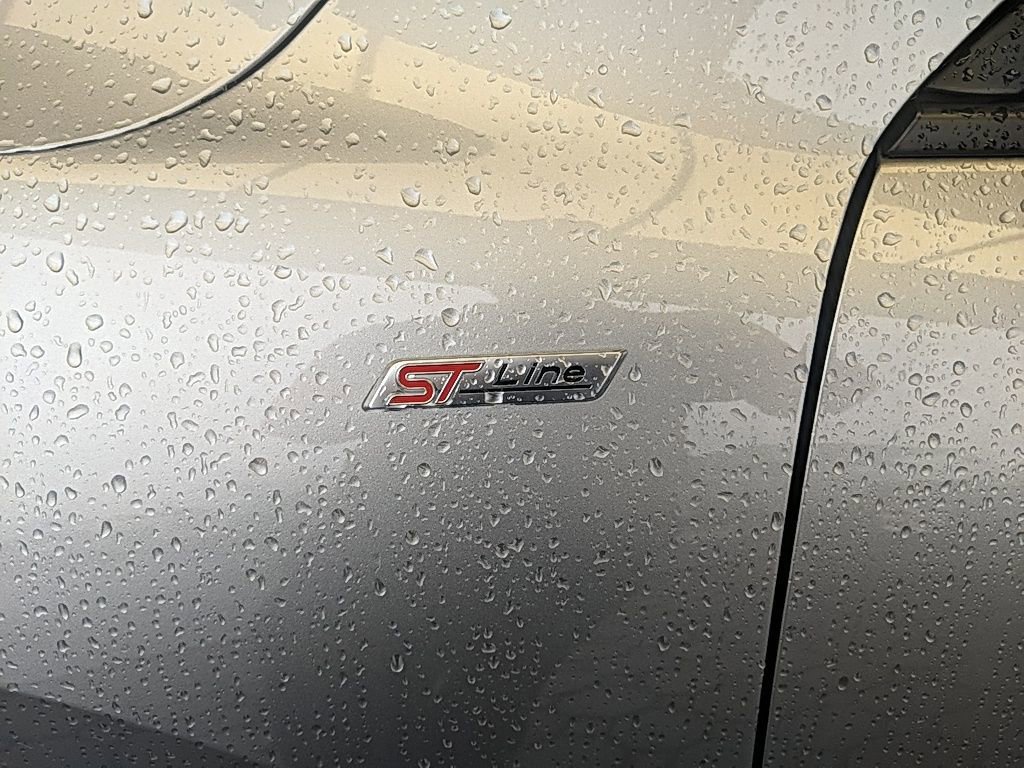 Certified 2024 Ford Escape ST-Line w/ Tech Pack #1 image 11