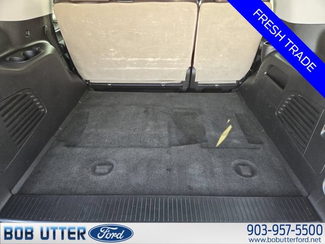 Used 2018 Chevrolet Tahoe LS w/ Enhanced Driver Alert Package RWD image 30
