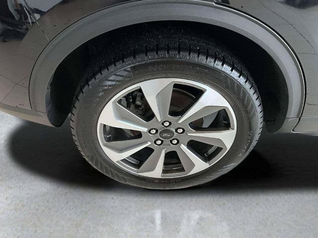 Certified 2024 Ford Escape Platinum AWD/4WD image 29