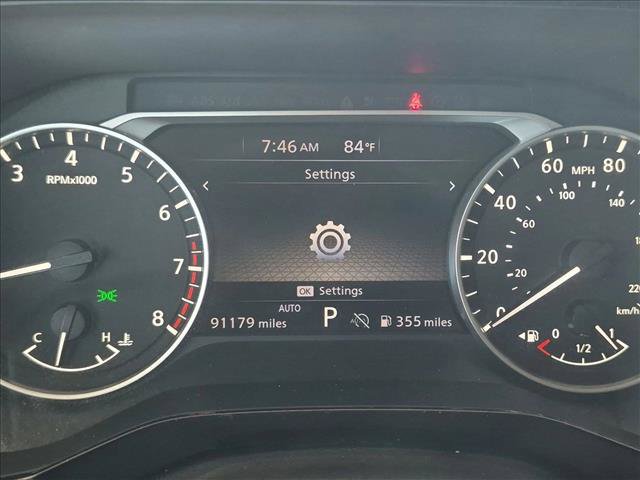Used 2022 Nissan Pathfinder SV AWD/4WD image 10